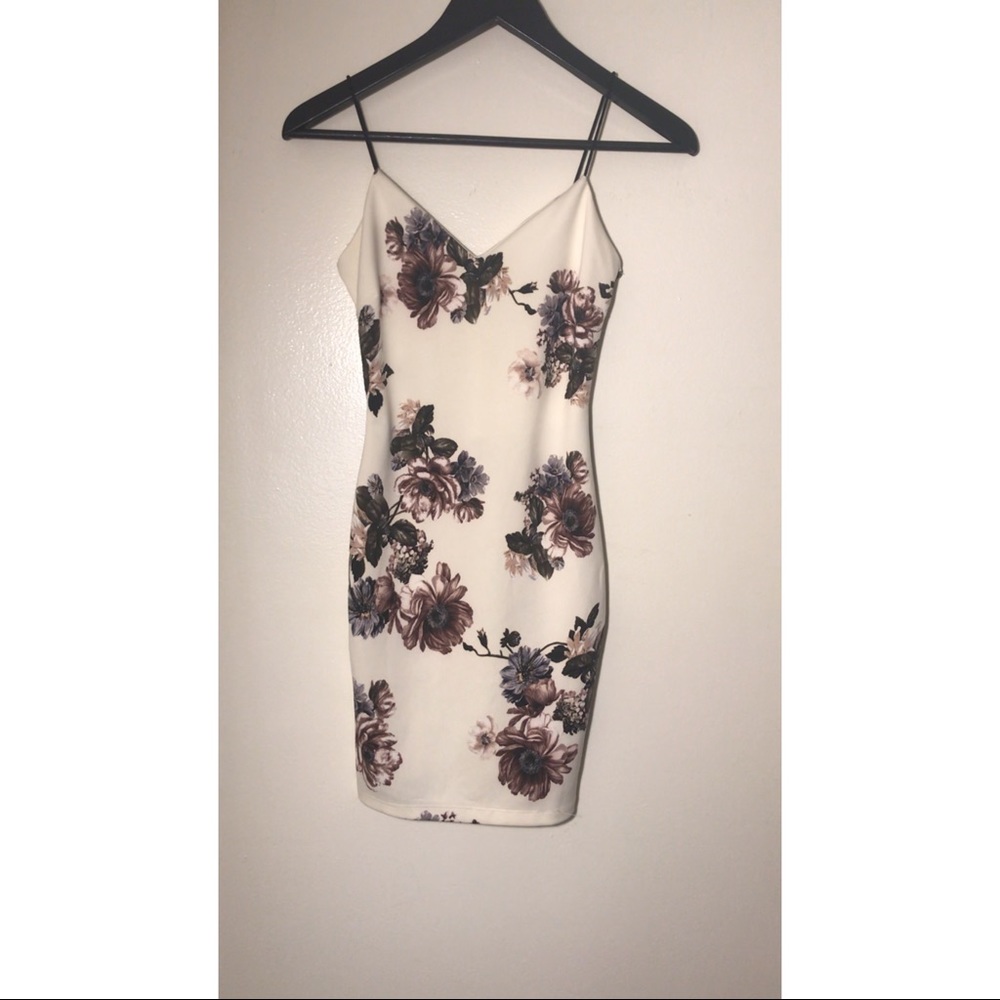 Floral Dress | White | SIZE:S